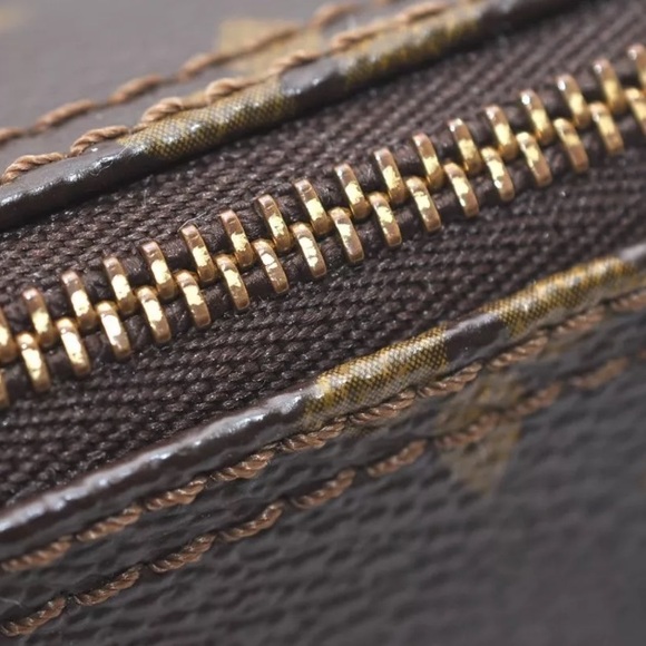 Louis Vuitton Monogram Trousse Ronde Pen Case Pouch ! 👜🤎 - Picture 13 of 15